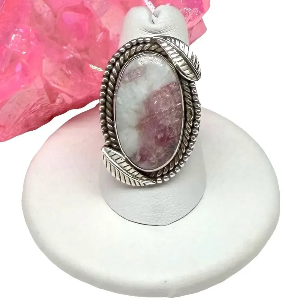 Cinnabar Ring Size 7 Solid 925 Sterling Silver Etched Leaves Oval
